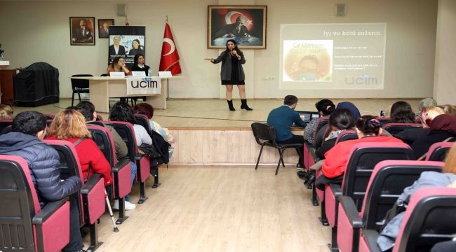 Bayraklı'da, 'Mahremiyet' eğitimi