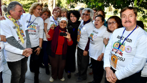 "Kadınların Sahnedeki Sesi" İzmir Sanat'taydı