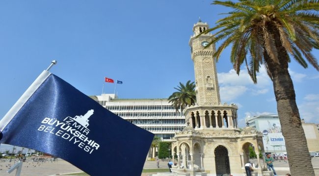 İzmir'de korona savaşçılarına büyük destek