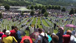 Milletvekili Sındır, "Srebrenitsa'daki yara kapanmadı, kapanmayacak!"