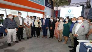 Gaziemir'de iyiliğin kapısı "Sosyal Market" açıldı