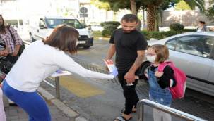 Öğrencilerin Maskeleri Balçova Belediyesinden