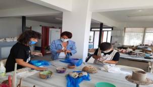 Karaburun'da Çocuklara Sanat Dolu Tatil