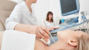 Gebelikte Tiroid Hastalıkları Anneyi Olduğu Kadar Bebeği de Etkiliyor 