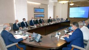 Vali Köşger'den Afetzedelere Yardım Konusunda Birlik Çağrısı