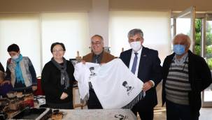 Güzelbahçe Belediyesi'nden 'Defne'ye Umut ol' Sergisi