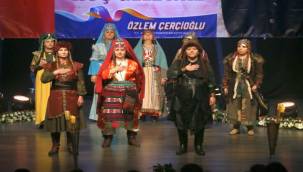 Aydın Belediyesi Kadınlara Özel Defile Düzenledi