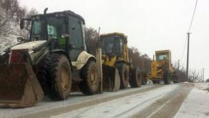 Aydın'da Kar İle Mücadele Devam Ediyor