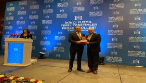 Ayvalık Belediyesi'ne İki Ödül Geldi