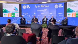 Başkan Gümrükçü EKO Tarım Zirvesinde