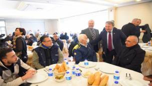 Başkan İduğ'dan Esnafa Tavsiye: İşinize Yatırım Yapın