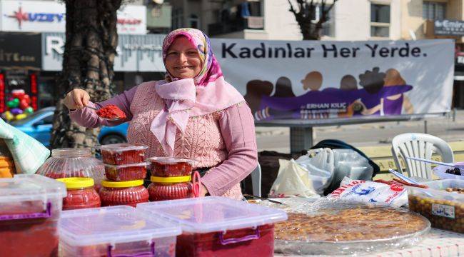 Buca'da Kadınlar Üretiyor, Tüketicinin Yüzü Gülüyor