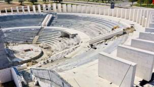 Didim Amfitiyatro Yaza Hazır