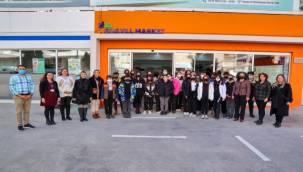 Sosyal Market'e Öğrenci Desteği