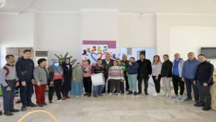 Yunusemre Belediyesi Özel Öğrencileri Unutmadı