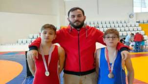 Yunusemreli Güreşçiler Başarılarına Başarı Kattı