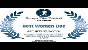 Arşipel Kadınları filmi "En İyi Belgesel" ödülünü İzmir'e kazandırdı