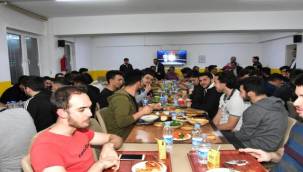 Başkan Çelik öğrencilerle buluştu