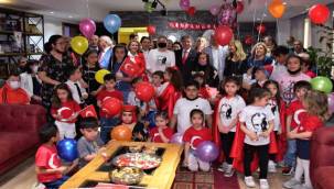 Başkan İduğ, makamımı çocuklara teslim etti