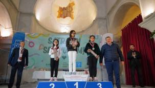 Çeşme'de Ulusal Egemenlik Satranç Turnuvası