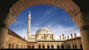 İzmir'i Keşfetmeye Hazır Mısınız?