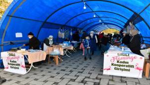 Çiğli'nin Emektar Kadınlarından Üniversite Öğrencilerine Burs Desteği