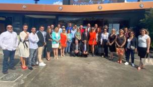 Gayrimenkul Sektörü İzmir'de Masaya Yatırıldı