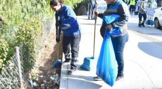 Temizlik seferberliği İzmir'in her köşesine yayılıyor