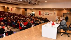 "Yoksullukla mücadele modeli; Çiğli'deki Kadın Yaşam Merkezi"