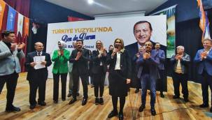 AK Parti Buca'da 24 bin yeni üyeye ulaştı