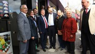 CHP İl Başkanı Aslanoğlu'ndan Bornova turu 