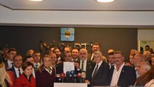 İzmir İyi Parti'de Benzircilioğlu: İzmir'de 1. parti olacağız