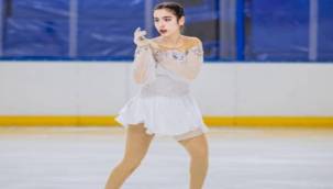 İzmirli Nehir Alan'dan Gururlandıran Başarı