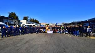 71 kişilik ilk ekip yola çıktı