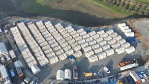  Afet bölgesine İzmir'den destek sürüyor