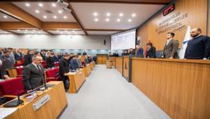 CHP ve İYİ Partili meclis üyeleri huzur haklarını depremzedelere bağışladı