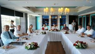 Kıyı Ege Belediye Başkanları'nın Maaşları Depremzedelere 