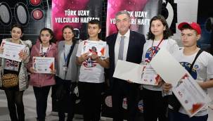 Türk Uzay Yolcuları Programına Seçilen 100 Öğrenci Mezun Oldu 