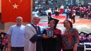 Egeli 362 genç hekim sağlık ordusuna uğurlandı