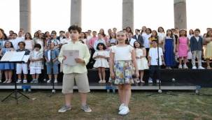 İzmir Sev, Tarih Ve Müziği Buluşturdu