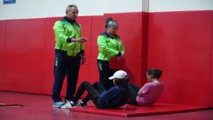  Karşıyaka'da sporcular doğru branşa yönlendiriliyor