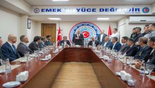 Başkan Soyer, Belediye İş Sendikası üyeleriyle buluştu