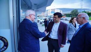 Kırkpınar Bayraklı'da sıkmadık el bırakmıyor