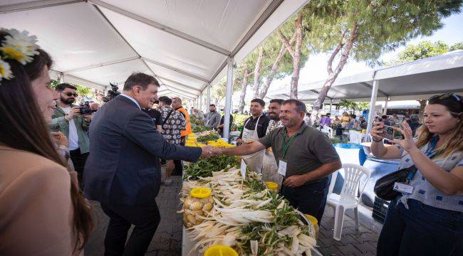 Başkan Tugay, Alaçatı Ot Festivali'nin açılışını yaptı