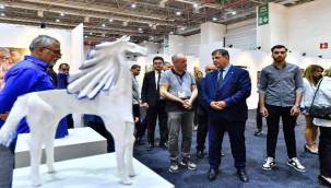 Denizcilik sektörünün kalbi İzmir'de atıyor 