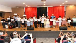 Çiğlili Kursiyerlerden Muhteşem Konser