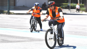 Hayatlarında ilk kez bisiklet sürdüler