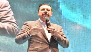 İzmir'i Sevmek, İzmir'e Hizmet Etmekle Olur