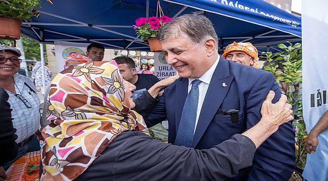 İzmir'de emekliler unutulmuyor