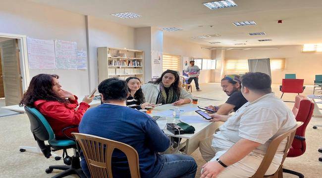 İzmir'de gençlere belediye çalışmaları hakkında eğitim